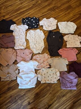 Assorted Baby Bodysuit Bundle- H&M
